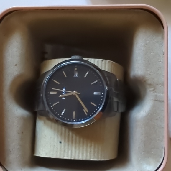 Fossil Watch Gray Gunmetal Band Color Navy Blue Face - Picture 2 of 6